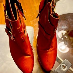 Beautiful like new RL boots